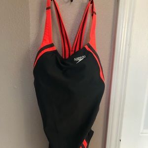 Speedo swimsuit new with tags size 4